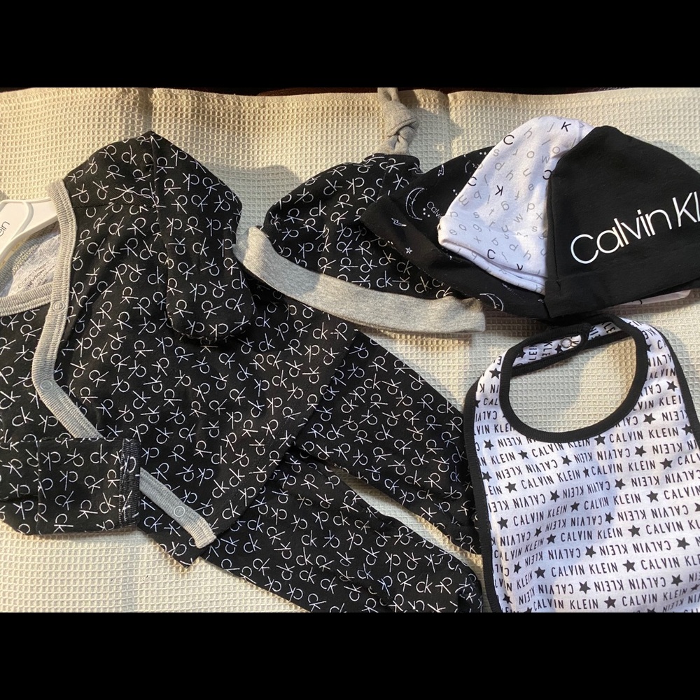 Calvin Klein baby boy outfit set layette